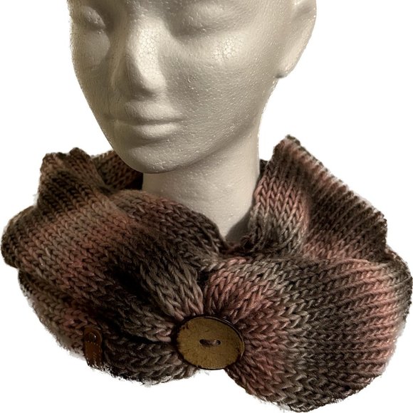 Handmade scarf - Picture 2 of 5